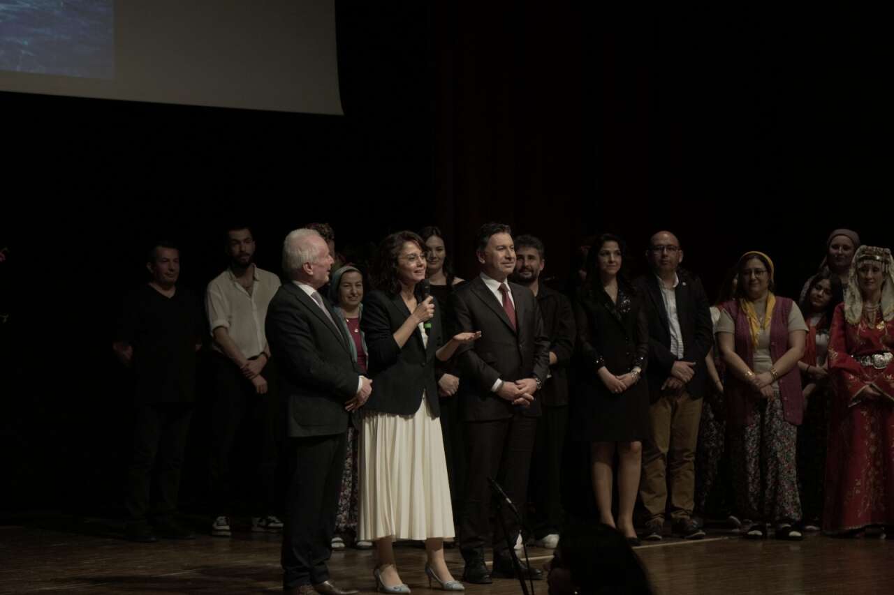 Yönelt Koleji’nden Sanat Dolu Gece: “Kalbim Ege’de Kaldı” Büyük Beğeni Topladı 20